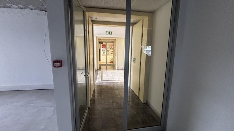 To Let commercial Property for Rent in Mowbray Western Cape